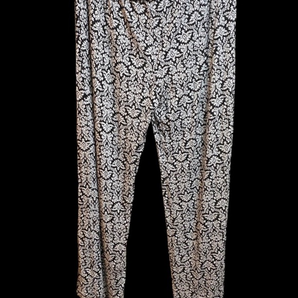 Marilyn Monroe Intimates Casual Black & White Demask Fluer Sleep Pants Large - Picture 4 of 4